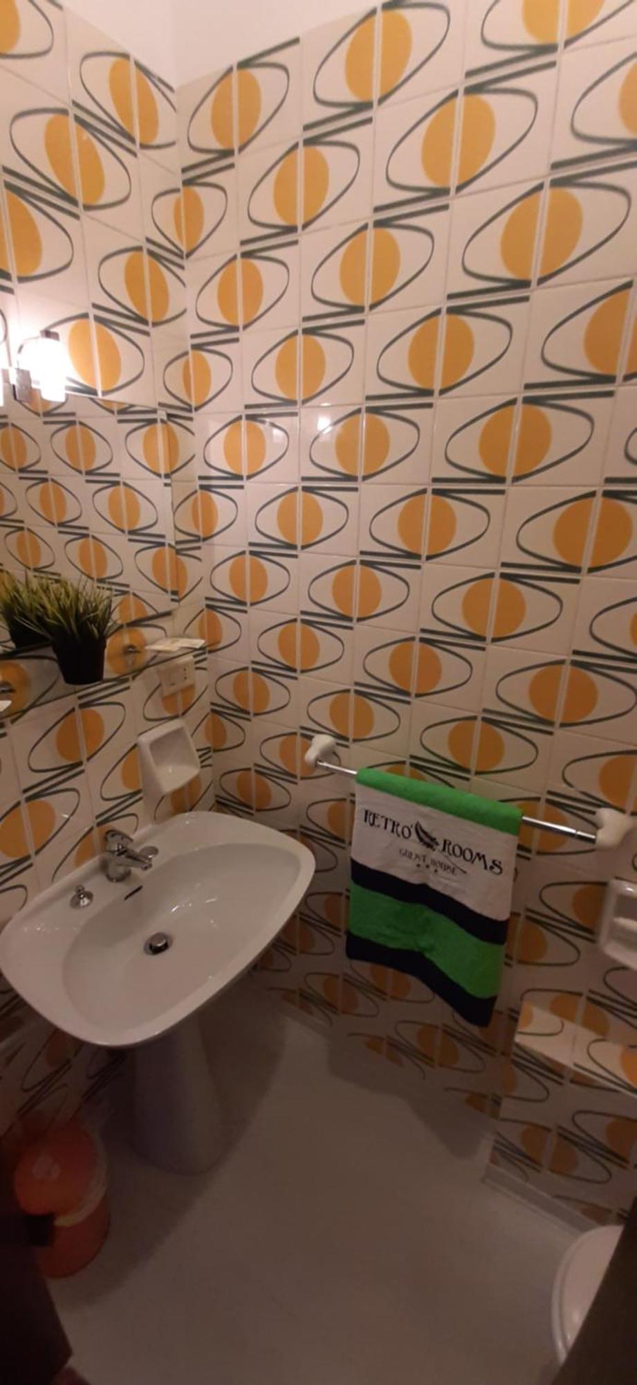 Retro Rooms 切法卢 外观 照片